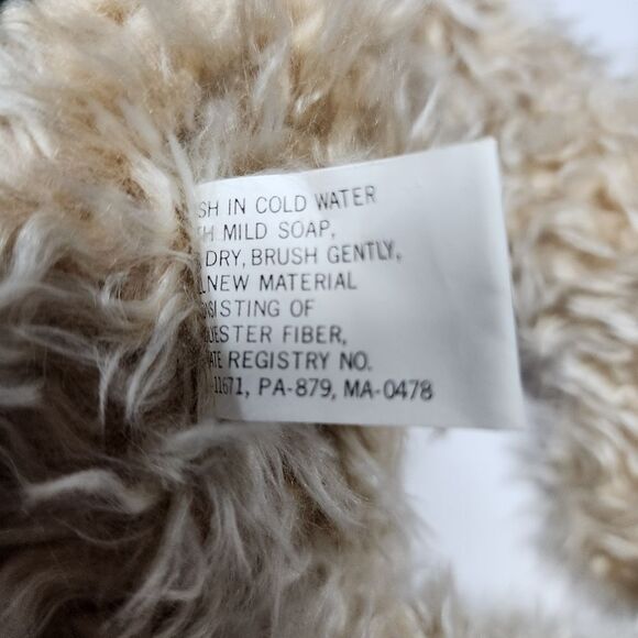 Vintage Yang Jee Winter Holiday Teddy Bear Plush Snowflake Sweater 14” - Picture 5 of 6